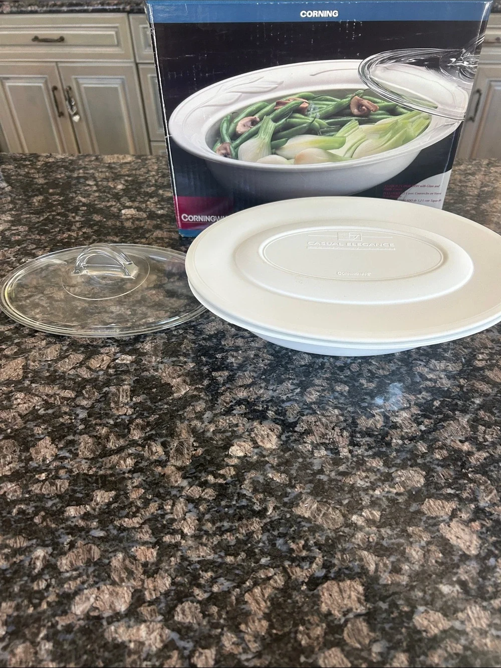 CORNING WARE CASUAL ELEGANCE IVAL LIDDED GLADS DISH & RUBBER LID 1.25 QT NWT